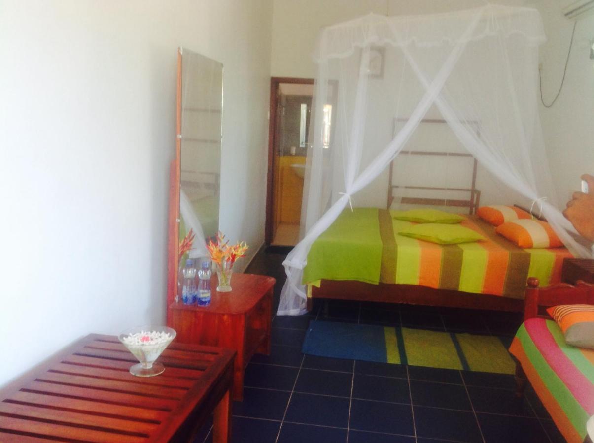 Samans Guesthouse Tangalle Exterior photo